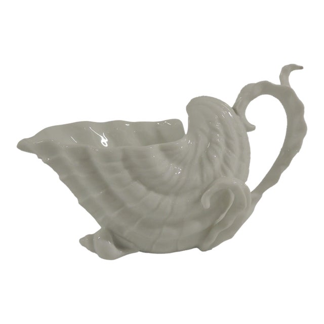 White Nautilus Shape Gravy Bowl or Creamer With Handle For Sale
