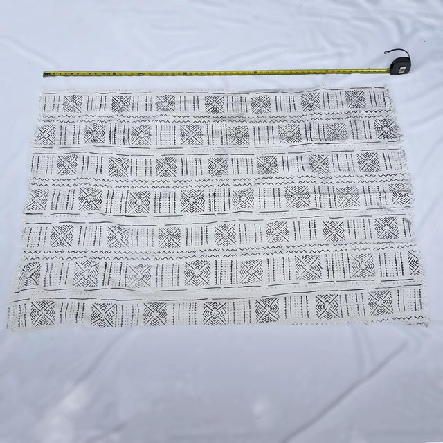 Early 20th Century White and Black Mudcloth Textile Mali 58 x 40 MATTER COLLECTION For Sale In Denver - Image 6 of 8