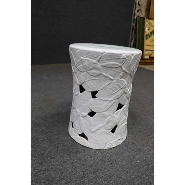White Glazed Ceramic Garden Stool With Leaf Motif For Sale In Philadelphia - Image 6 of 6