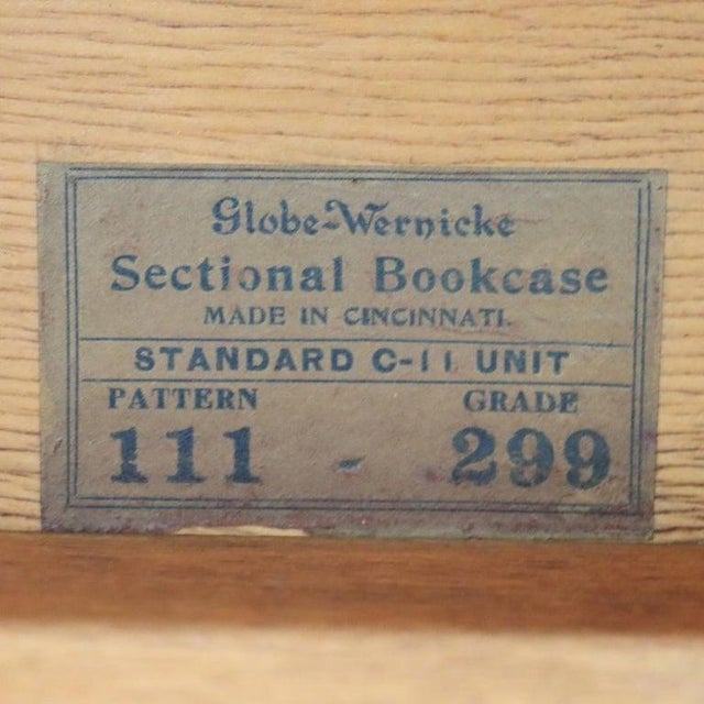 1910s Globe Wernicke Arts & Crafts Oak 3-Stack Barrister Bookcase C1910 For Sale - Image 5 of 15