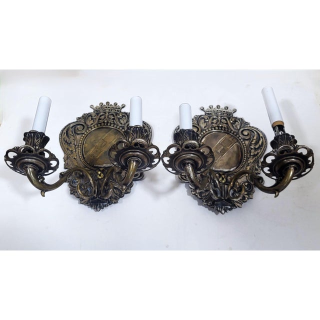 Pair Antique American Coat of Arms Crown Silver Plate Bronze Wall Sconces C&A For Sale - Image 11 of 17