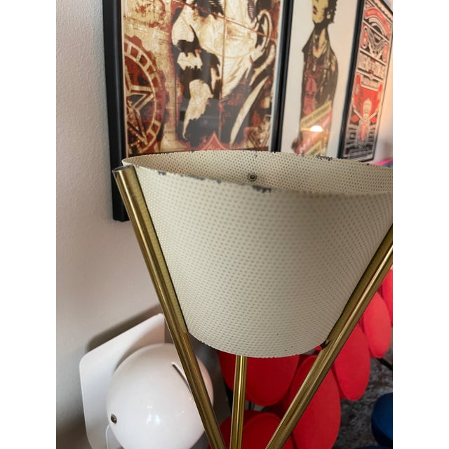 Metal Pair of Gerald Thurston Lightolier Tripod Floor Lamps, Early 50s Design For Sale - Image 7 of 12