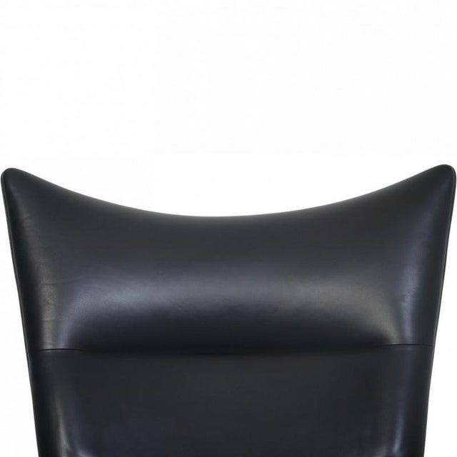 Vintage CH445 Wing Chair in Black Leather by Hans Wegner, 1990s For Sale - Image 3 of 11