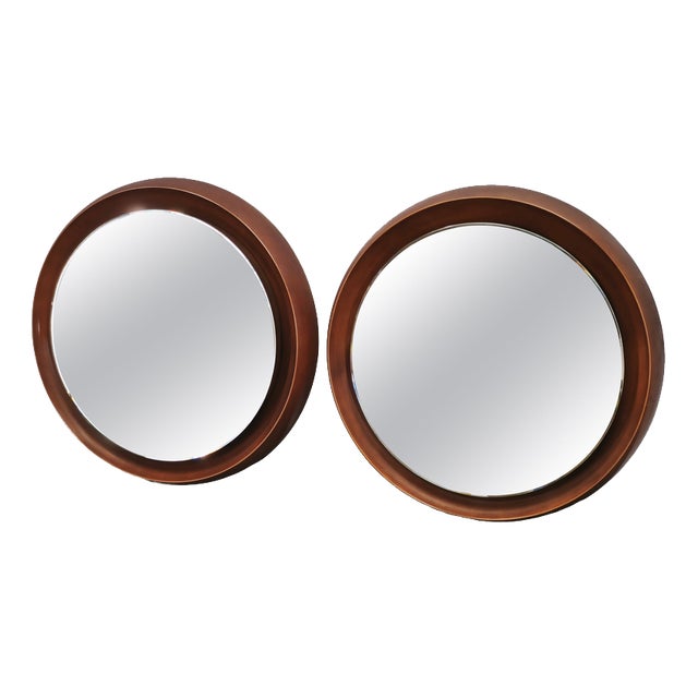 Italian Space Age Illuminated Round Mirrors, 1970s, Set of 2 For Sale