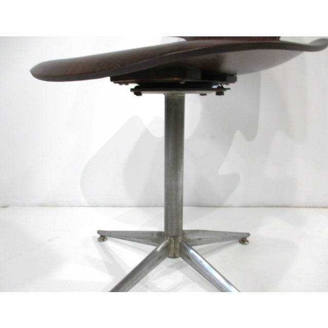 Brown Carlo Ratti Walnut Hourglass Desk Chair for Compensati Curvati Italy For Sale - Image 8 of 10