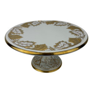 Royal Porzellan Manufaktur Gilded Pedestal Tazza With Scrollwork and Acanthus