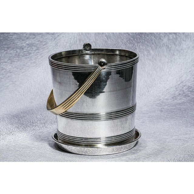 Metal 1960s Classic Vintage Mid Century Modern MCM Banded Silverplate Ice Bucket Barware Home Decor For Sale - Image 7 of 17