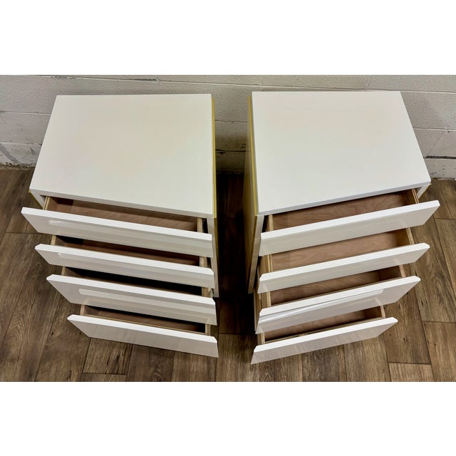 Traditional Vintage 1980s Bridgeford via Veneto Ivory Lacquered Nightstands - Pair For Sale - Image 3 of 10