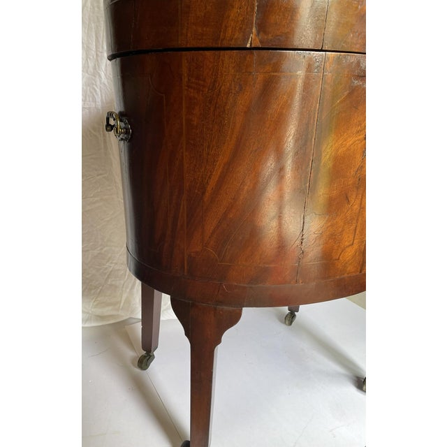 Georgian Oval Mahogany Cellarette – English Wine Cooler, Circa 1800s For Sale - Image 4 of 10