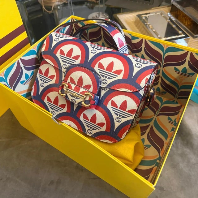 A New 21st Century Printed Leather Gucci for Adidas Horsebit 1955 Shoulder Bag 6 For Sale - Image 11 of 18