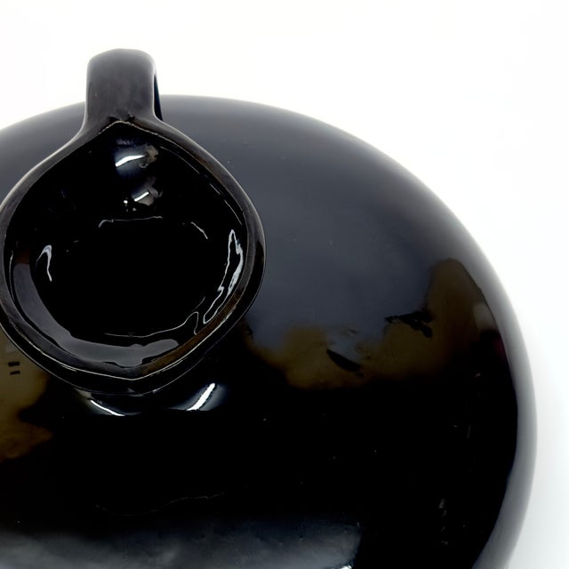 Rare Large Ceramic Black Pitcher Attributed to Royal Haeger For Sale In Miami - Image 6 of 10