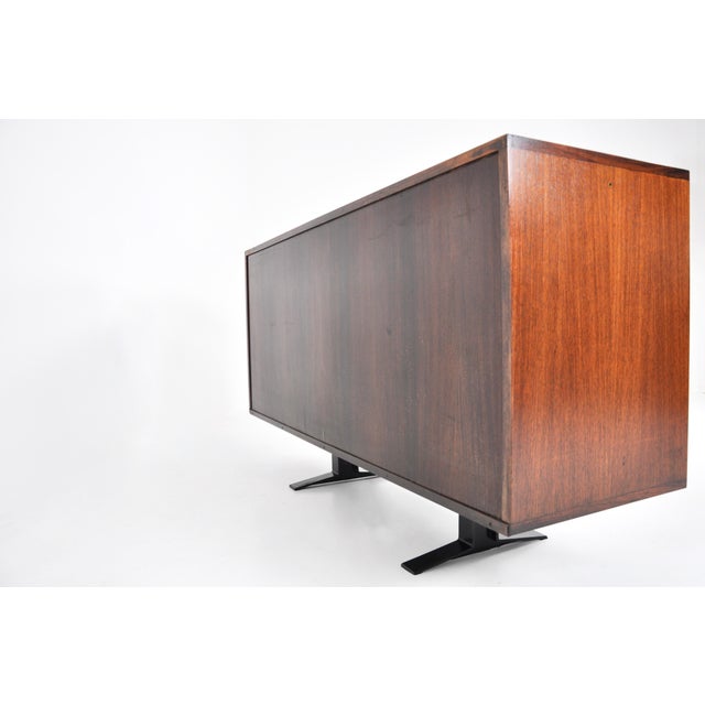 Se3 Sideboard attributed to Osvaldo Borsani for Tecno, 1960s For Sale - Image 11 of 15