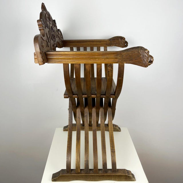 Florentine Renaissance Savonarola Chair in Carved Wood For Sale - Image 5 of 11