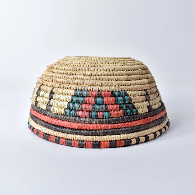 Early 20th Century Early 20th Century Hausa Grass Basket Bowl Nigeria 10 Inch For Sale - Image 5 of 9