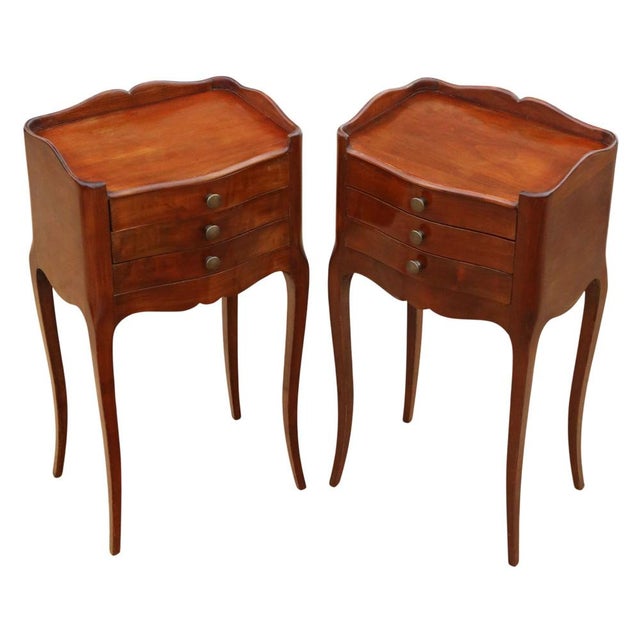 1930s Vintage Walnut and Chestnut Bedside Tables, 1930s, Set of 2 For Sale - Image 5 of 10