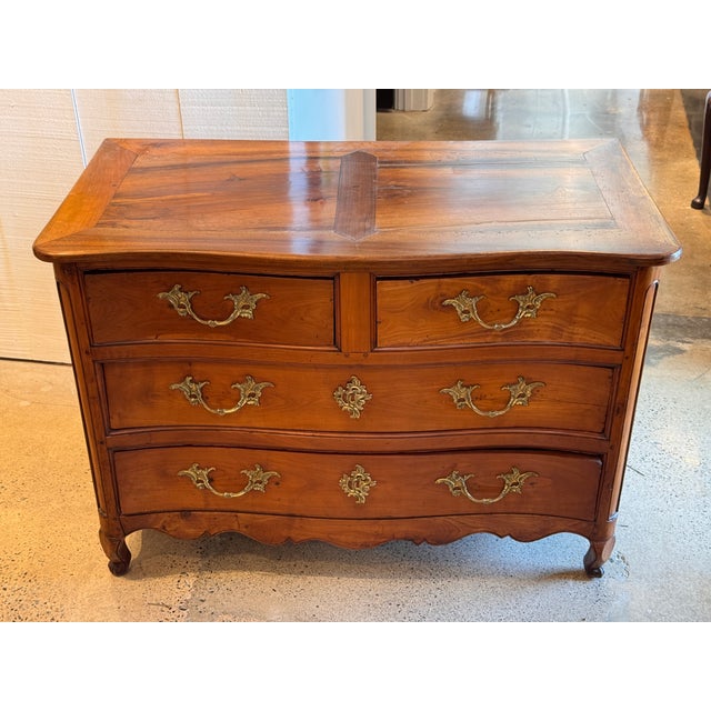 Brown Louis XV Walnut Serpentine Commode For Sale - Image 8 of 10