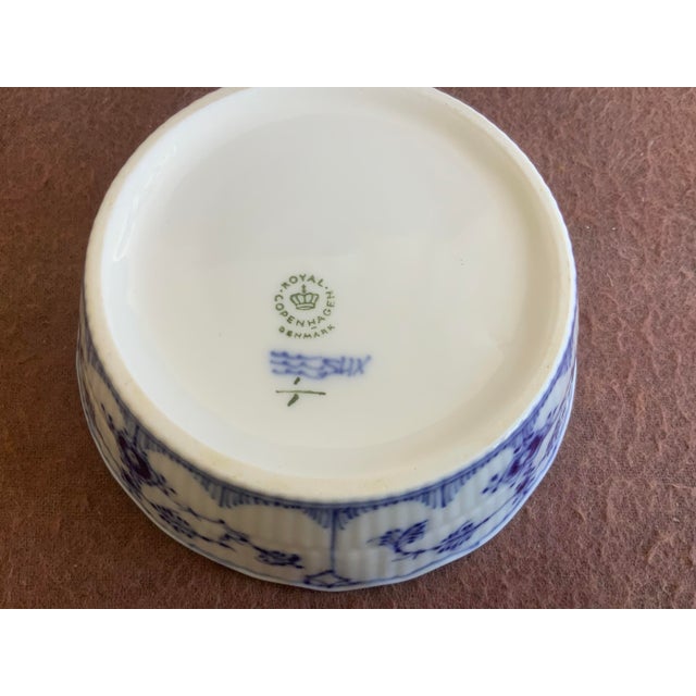 1950s 1950s Royal Copenhagen Blue Fluted Ashtray With Scraper (Model Number 1-1) For Sale - Image 5 of 6