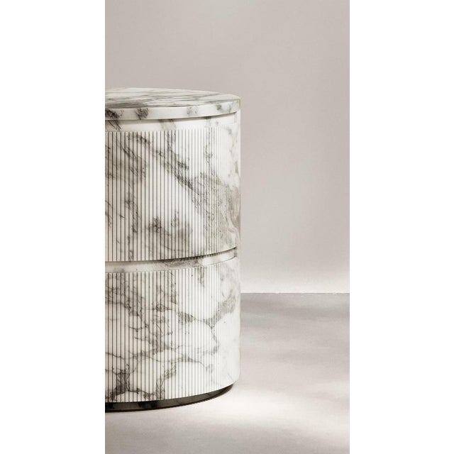 Contemporary Ashley Bedside Table in Arabescato Marble and Oak by Paloma Editions For Sale - Image 3 of 9