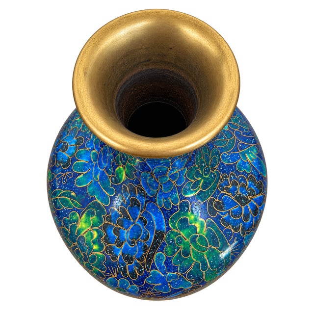 Mid-Century Chinese Cloisonné Floral Vase in Navy, Turquoise & Gold With Wood Stand For Sale - Image 4 of 4