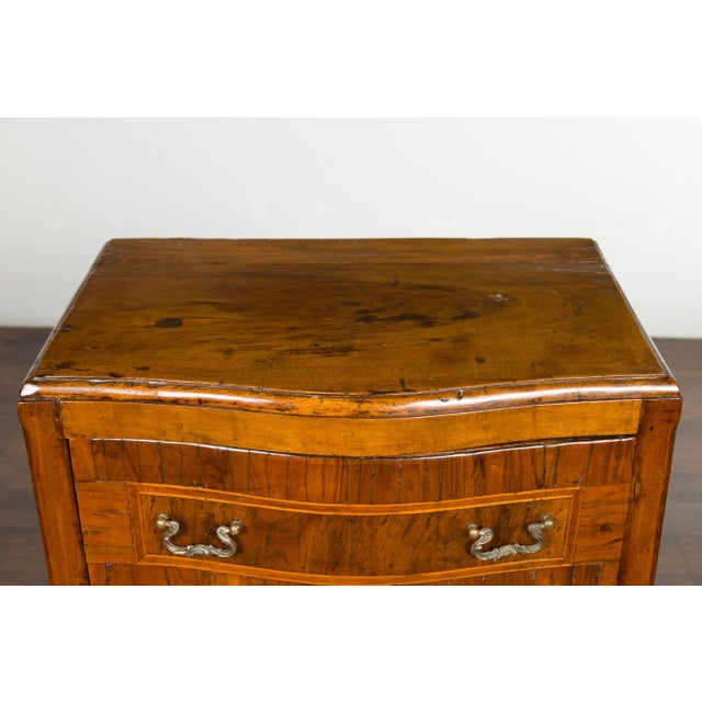 Italian 1800s Petite Walnut Three-Drawer Bow Front Chest with Banding For Sale - Image 12 of 12