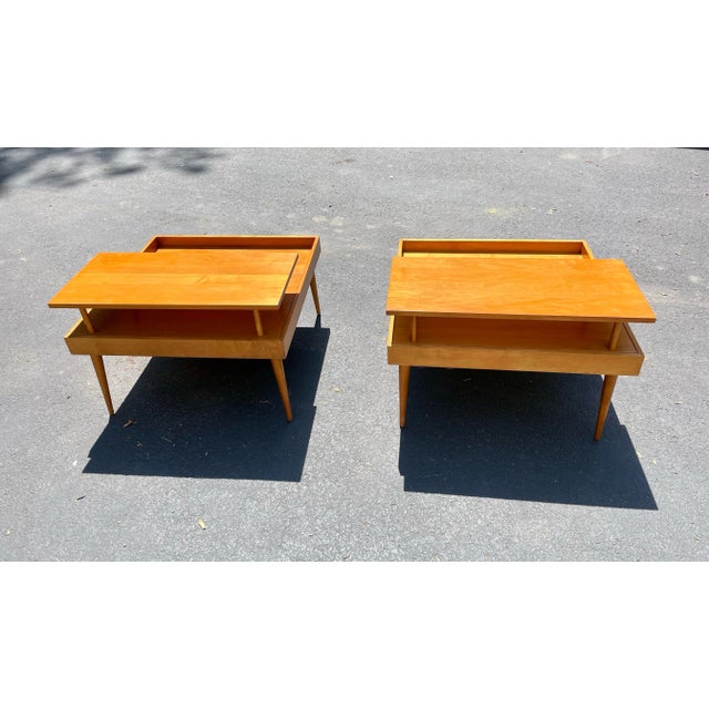 1950s Pair of Mid-Century Modern Paul McCobb Planner Group Two-Tier Maple End Tables by Winchendon For Sale - Image 5 of 12