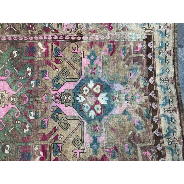 Rose 1960s Vintage Oushak Turkish Rug - 4′9″ × 10′7″ For Sale - Image 8 of 11