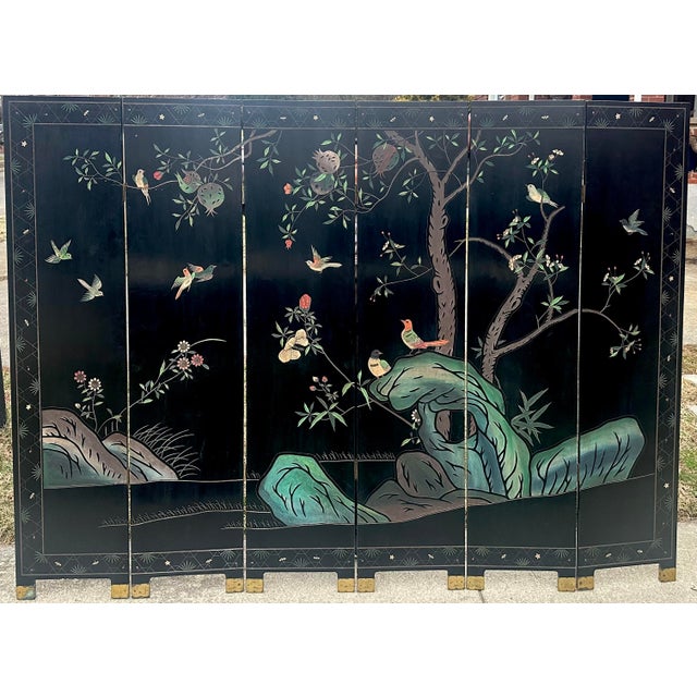 1970s Chinese Export Six Panel Coromandel Screen With Gold Leaf For Sale - Image 10 of 16