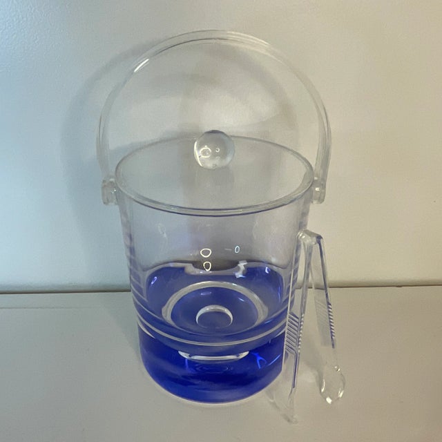 Contemporary Vintage Lucite Blue Cut to Clear Ice Bucket With Tongs For Sale - Image 3 of 10