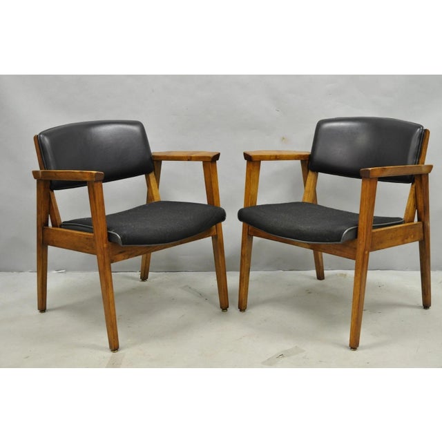 Vintage Boling Chair Co Mid Century Modern Walnut Lounge Arm Chairs (A) - Pair For Sale - Image 17 of 17