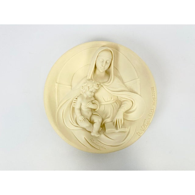 Italian Hand-Carved Alabaster Wall Plate by A. Santangela for Studio Dante Di Volteradici, 1983 For Sale - Image 15 of 15