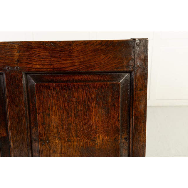 Antique English Settle in Oak For Sale - Image 4 of 9
