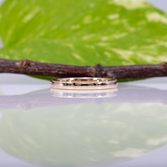 Gold Diamond & Emerald Band Ring in Solid 14k Gold | Elegant Gemstone Wedding Band, Size 6.75 For Sale - Image 8 of 9