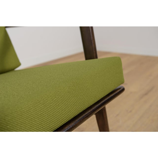 Set of Model 300-139 Armchairs from Swarzędz Furniture Factory, 1960s For Sale - Image 16 of 18