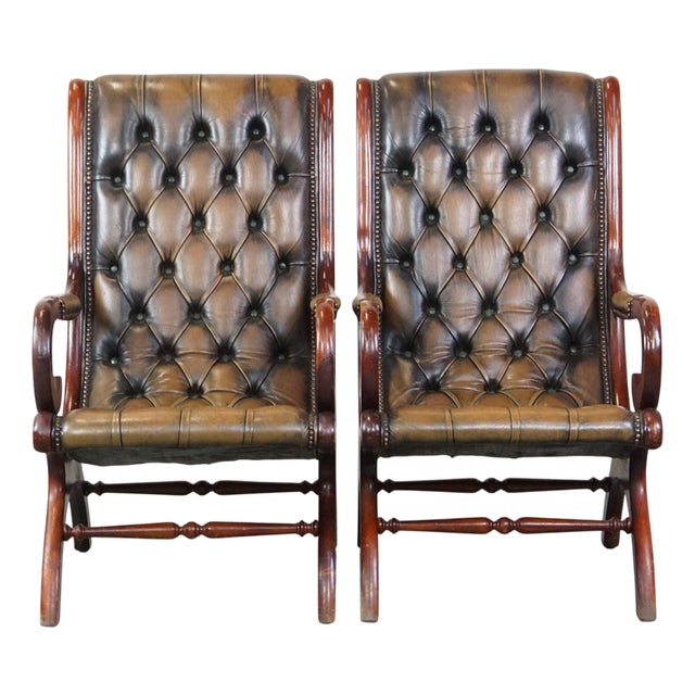 Set of Set of Vintage English Chesterfield Armchairs in Green Cowhide and Wood For Sale