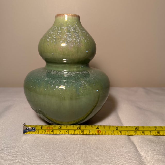 Mid-Century Modern John-Richard Contemporary Apple Green Ceramic Double Gourd Vase For Sale - Image 3 of 4