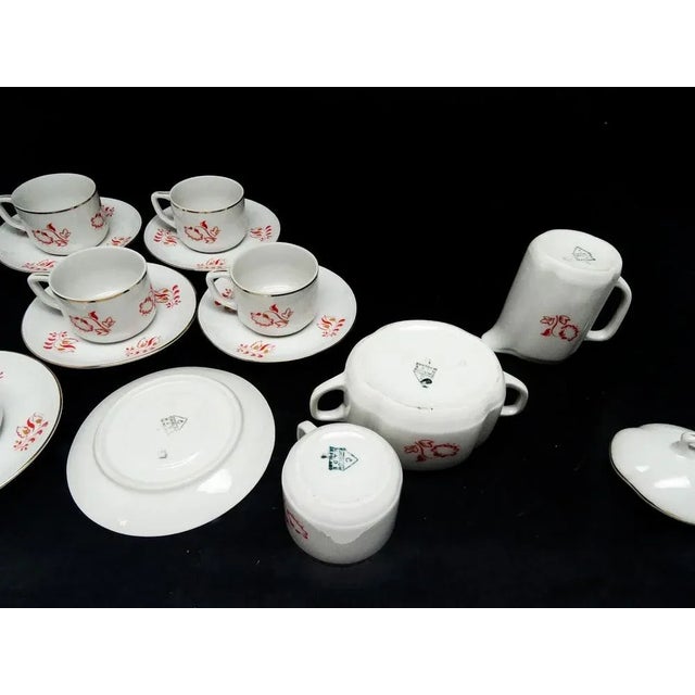 Ceramic Art Deco Coffee Cups and Saucers from Ćmielów Factory, Poland, 1930s, Set of 14 For Sale - Image 7 of 9