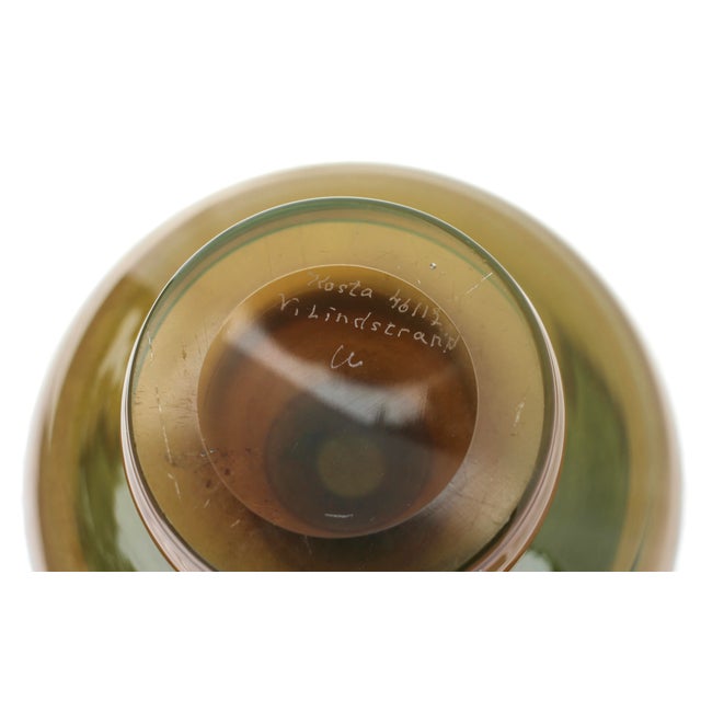 1960s Ombre Green Glass Vase by Vicke Lindstrand for Kosta Boda For Sale - Image 6 of 7