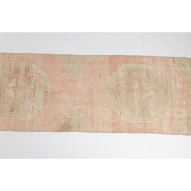 1950s Hand-Knotted Neutral Wool Runner for Hallway For Sale - Image 10 of 10
