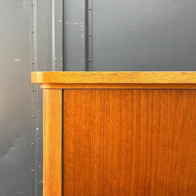 Mid-Century Linen Cupboard from VEB Möbelindustrie Halle For Sale - Image 16 of 18