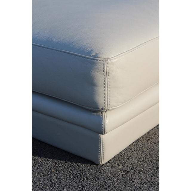 2020s Natuzzi Light Gray Leather Ottoman For Sale - Image 5 of 15