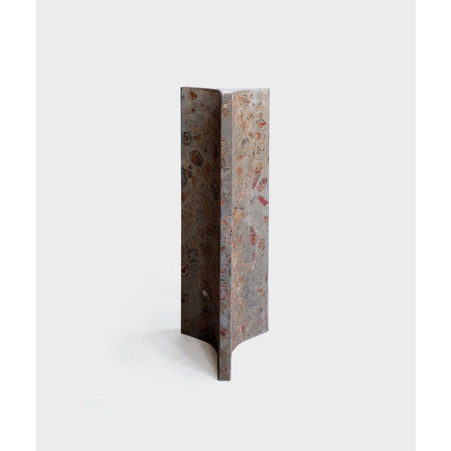 Contemporary Cariátide Small Series Sculpture in Jurassic Fossil Stone by Nerinea For Sale - Image 3 of 7