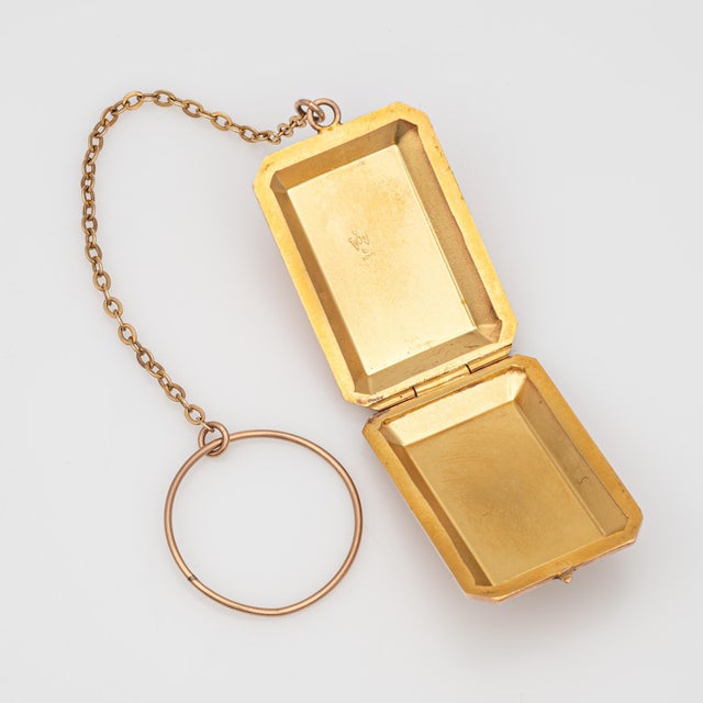 Victorian Antique Victorian Finger Ring Chatelaine Pill Box Pendant 10k Rose Gold Jewelry For Sale - Image 3 of 4