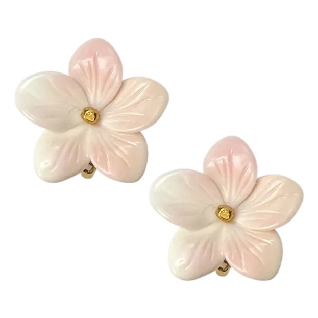 Conch Floral Earring For Sale