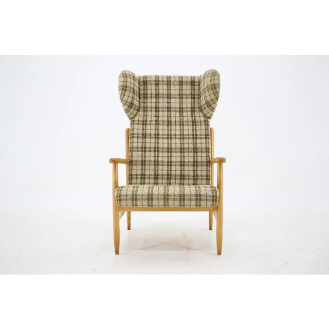 Beech Wing Armchair from ULUV, Czechoslovakia, 1960s For Sale - Image 4 of 10
