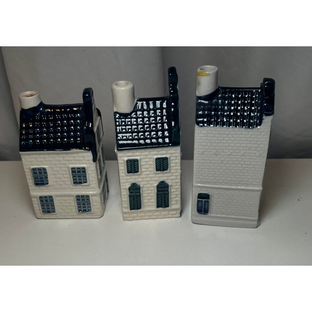 Ceramic Set of 3 KLM Delft Blue & White Airline Decanter Houses For Sale - Image 7 of 7