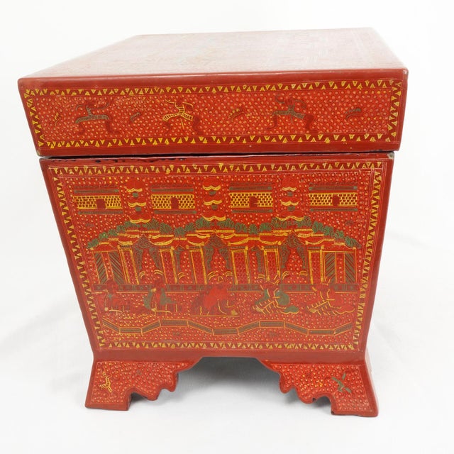 Large Vintage Thai/Burmese Lacquer Hand Painted Box With Lid and Inner Tray For Sale - Image 9 of 14
