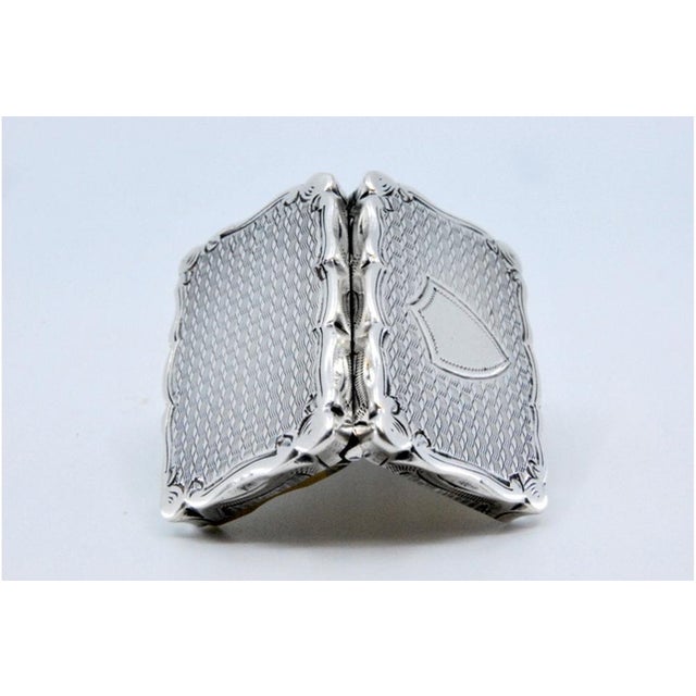 Silver and Gold Vinaigrette Box with Relief and Shield on the Lid For Sale - Image 3 of 10