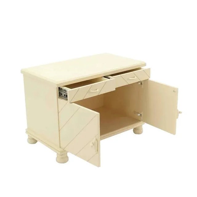 Mid-Century Modern White Textured Paint Nightstands - a Pair For Sale - Image 6 of 9