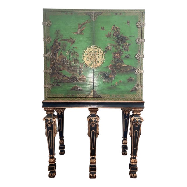 Italian Baroque‑Style Green Chinoiserie Lacquer Bar Cabinet. 20th Century. For Sale