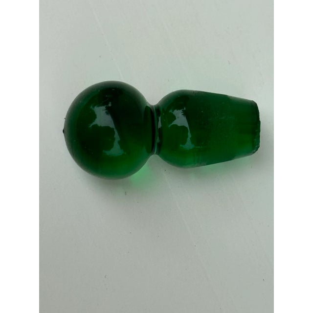 Emerald Cruet: 1950s Vintage Teal-Emerald Green Crackle Glass Olive Oil or Vinegar Cruet, Vintage Mid Century For Sale - Image 8 of 9